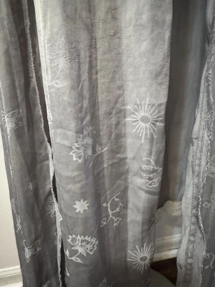 Cárdigan plumero Free People Intimately Butterfly gris satinado XS Foto 3 de 4