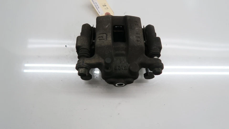 Pinza de freno trasera izquierda Nissan Quest 2011-2017 OEM Foto 4 de 4