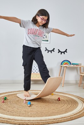 Holz Balance Board Wackelbrett Curved Board Yoga Wippe Anlehnspielzeug für Kinder Erwachsene