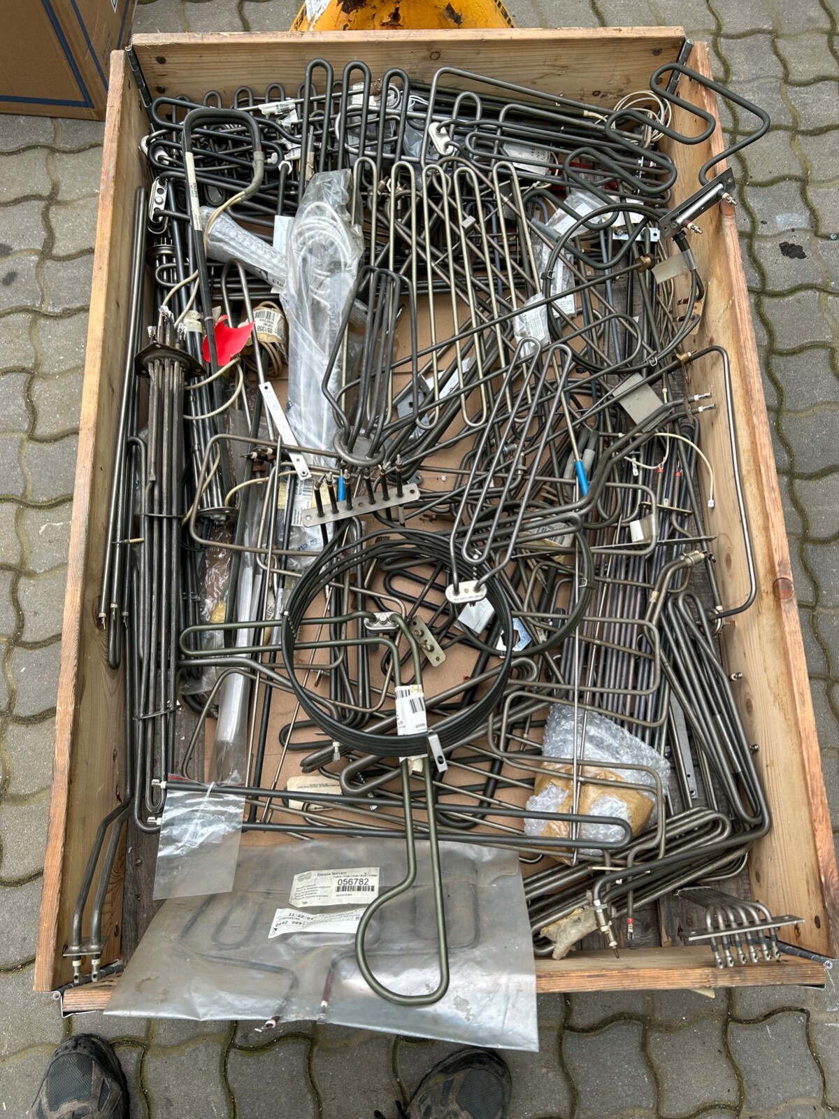 Posten von 73 Stück Elektro Heizungen Heizelement für Gastronomie Geräte