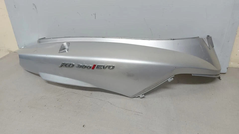 Rear fairing right Sym HD 200i evo year 2011 2014 - Image 3 of 4