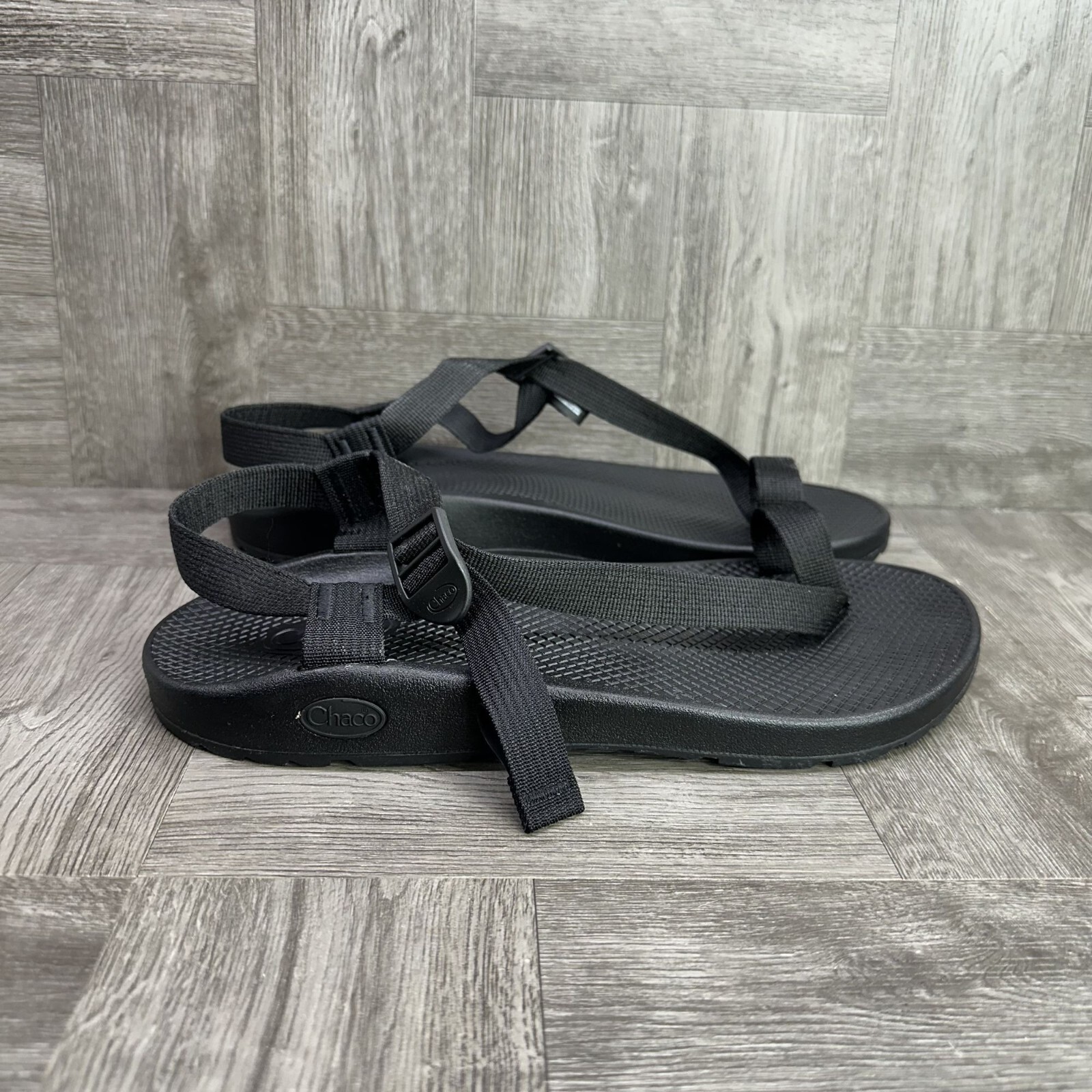 CHACO Bodhi Mens Size 11 Black Strap Hiking Sandals for Trails