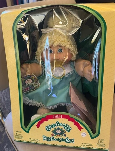1984 Coleco Cabbage Patch Ptits Bouts de Choux French Blonde Pacifier