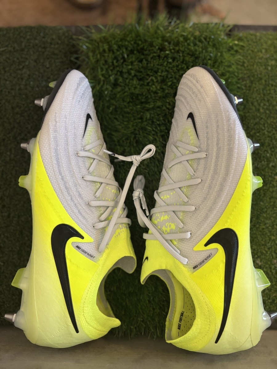 Nike Phantom GX II 2 Elite SG-Pro P Metallic Silver Volt FQ9034
