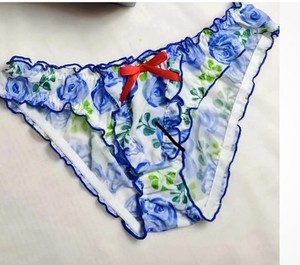 bikini panties M