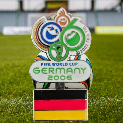 Sammler Pin - Sport - Fifa WM 2006 ''Flaggen Pin Team Deutschland''