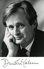 ACTOR David McCallum autograph, IP signed photo