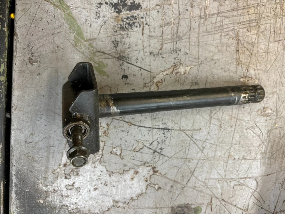 2002 YAMAHA VIPER 700 Column, Ski Assy 8EK-23803-00-00 RW6443 - Image 2 of 2