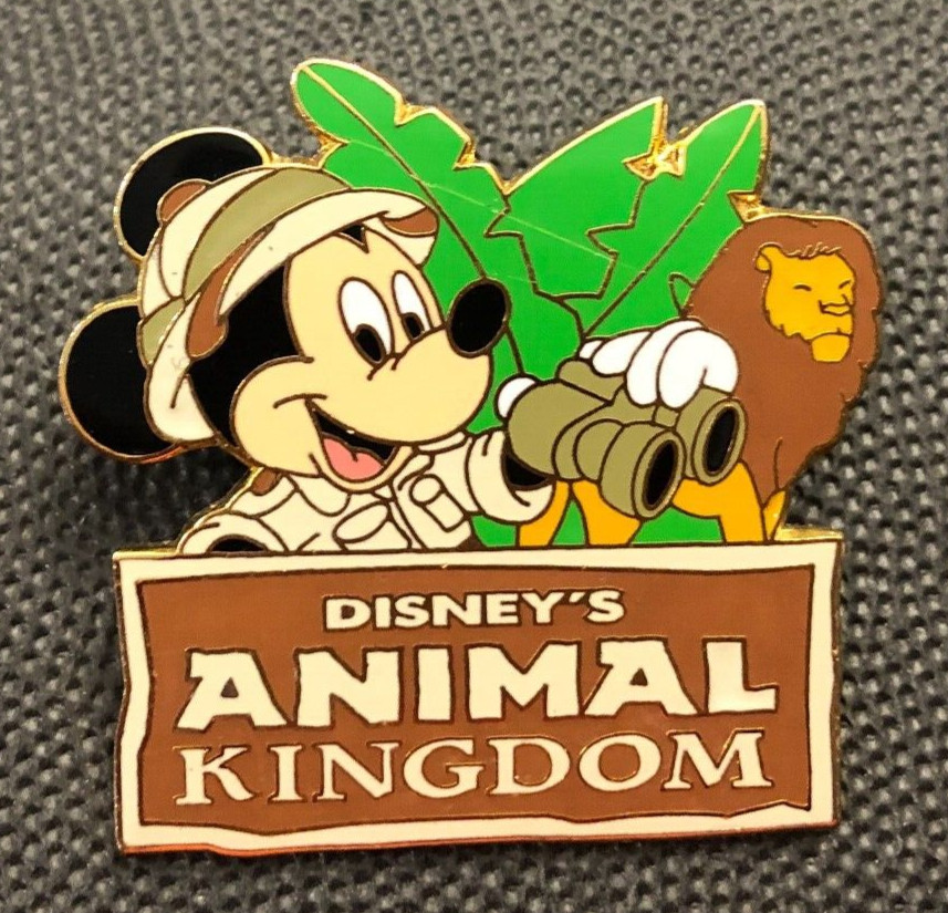 Disney pin 1139 Disney's Animal Kingdom Mickey Mouse Watching a Lion safari hat