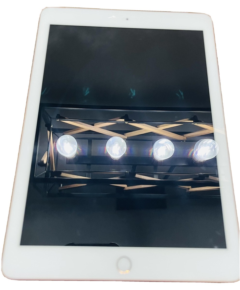 Apple iPad 6th Gen. 128GB, Wi-Fi + Cellular (Unlocked), 9.7