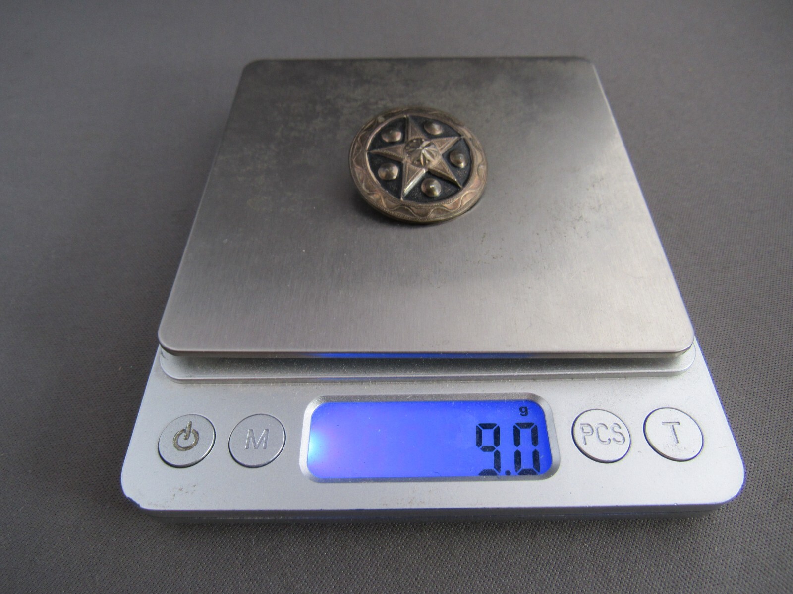 VINTAGE SOLID STERLING PRESSED ETCHED FIVE POINT … - image 3