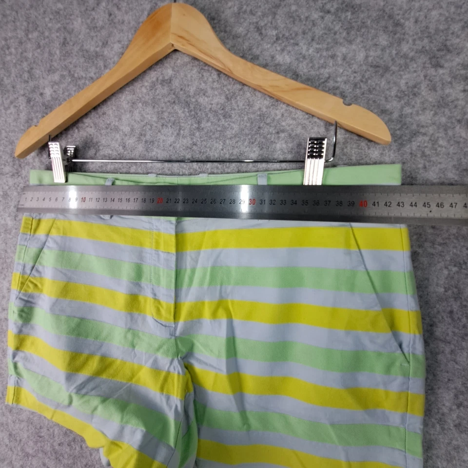 GAP Womens Shorts Size US 6 Green Yellow Grey Casual button Zip Pocket 2185 - Image 4 of 4
