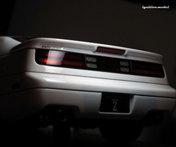 ignition model IG3424 1/18 Nissan Fairlady Z Z32 2by2 White ignition model IG3424 1/18 Nissan Fairlady Z Z32 2by2 White