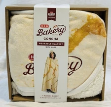 H-E-B BAKERY CONCHA WEARABLE BLANKET w HOOD Brand Shop 60" x 90" Tortilla Grocer