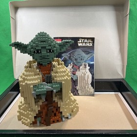 RETIRED Star Wars YODA Jedi Master 2002 Lego 7194 Ultimate Collector Series