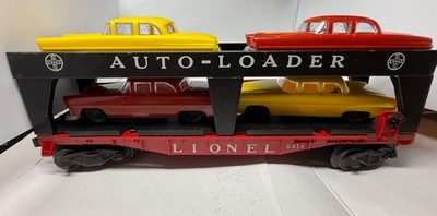 Lionel 6414 Auto Loader with Original Lionel plastic cars