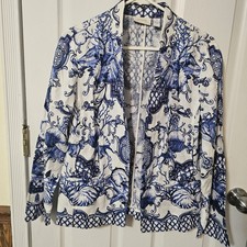 Chico s Blue White 100 Linen Open Blazer Jacket Floral Design Woman's Sz 1 Or8