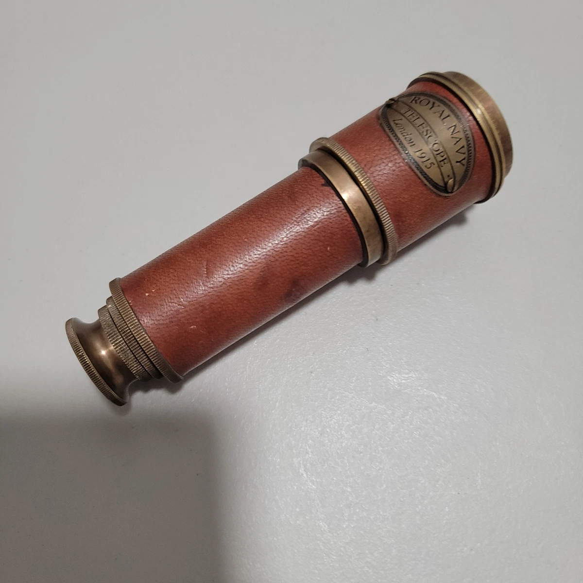 【イギリス海軍】 Navy TELESCOPE London1915 Amazon.com : Royal Navy Telescope London 1915 with DF Lens