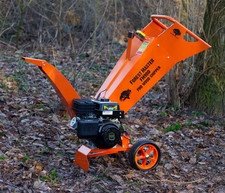 GRADE 1 EX-DEMO Forest Master FM9DDES 9HP Petrol Wood Chipper Electric Start 75m