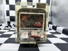 2004 Action 1/64 Tony Stewart 20 Home Depot 25th Anniversary Monte Carlo