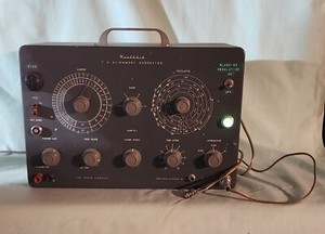  Heathkit TV Alignment Generator "LIGHTS UP"