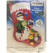 Stocking Craft Kit New Design Works Includes Transfers Sequins Cotton Floss Hg9
