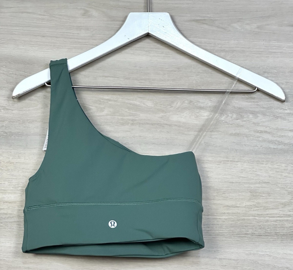 Lululemon Align Bra ベージュ サイズ6 Lululemon Align Bra A/B Cup *Shine Nulu Size 6 DYM8/CCAO