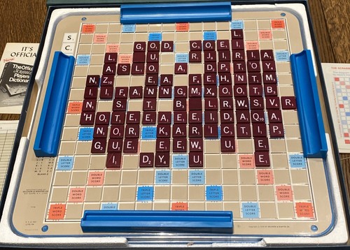 Vintage Scrabble Crossword Game Deluxe Turntable Edition Selchow & Righter 1973 - Picture 2 of 18