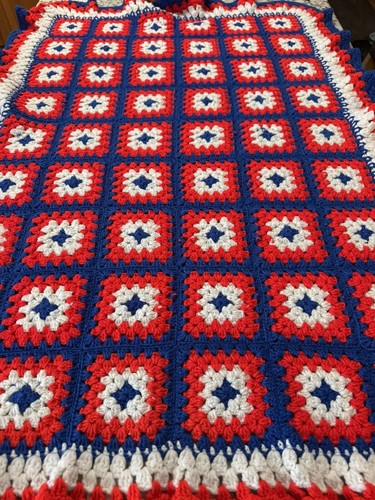 VTG Granny Square Multicolor Red/White/Blue Blanket Afghan 51x35 - 第 1/5 張圖片