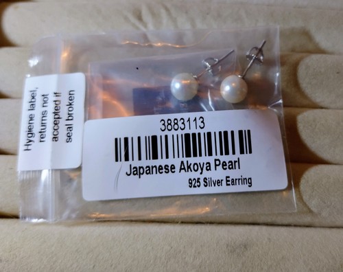 Japanese Akoya White Pearl Stud Earrings New Unworn