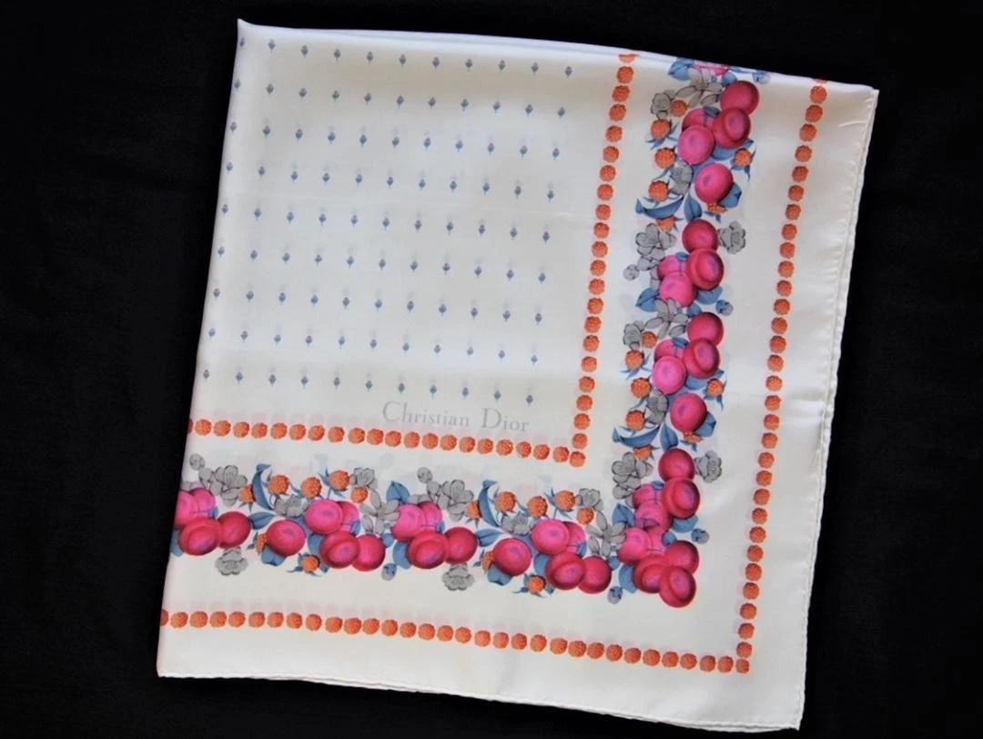 Christian Dior écharpe vintage en soie 80 cm blanc cassé motif floral rare années 80