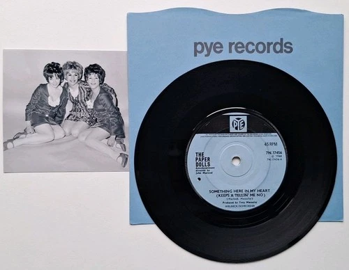 The Paper Dolls"Something Here in My Heart"1968 Pye Original UK 7"Single 🇬🇧