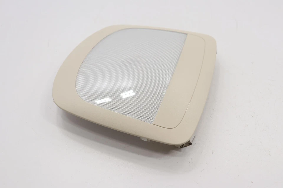 Luz interior Mercedes Clase GLE 2017 166-906-85-00-1B88 166-906-65-00-8N84 Foto 2 de 4