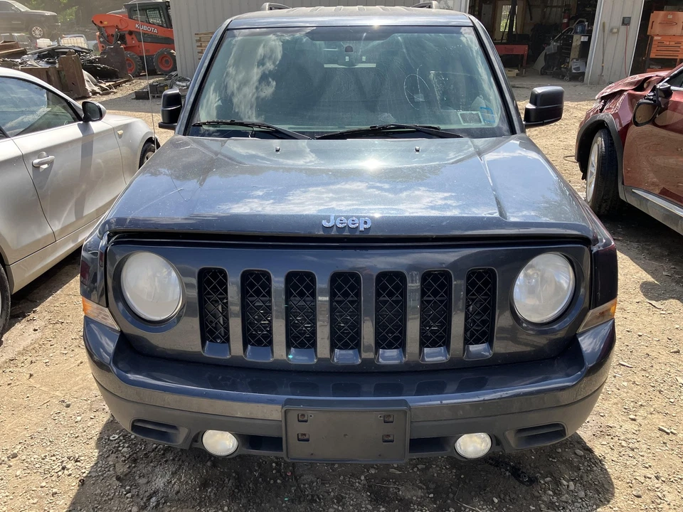 14 JEEP PATRIOT Rear Bumper Reinforcement (REBAR ONLY) Foto 3 de 4