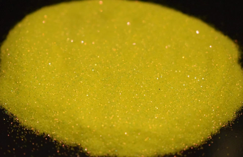 Brillo en escamas de metal ultra brillante amarillo chispa 0,008,008 pintura hexagonal epoxi Foto 2 de 4