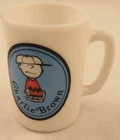 CHARLIE BROWN Vintage 1969 Avon Small Milk Glass PEANUTS Mug Cup Bubble Bath