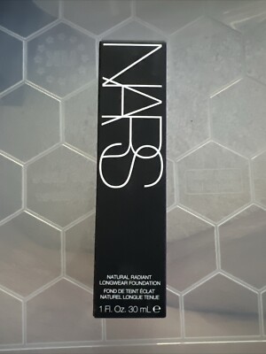 NARS NATURAL RADIANT LONGWEAR FOUNDATION 1 OZ HUAHINE