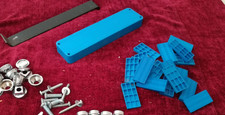 SOLID WOOD AND LAMINATE FLOORING FITTING KIT (NO HAMMER)