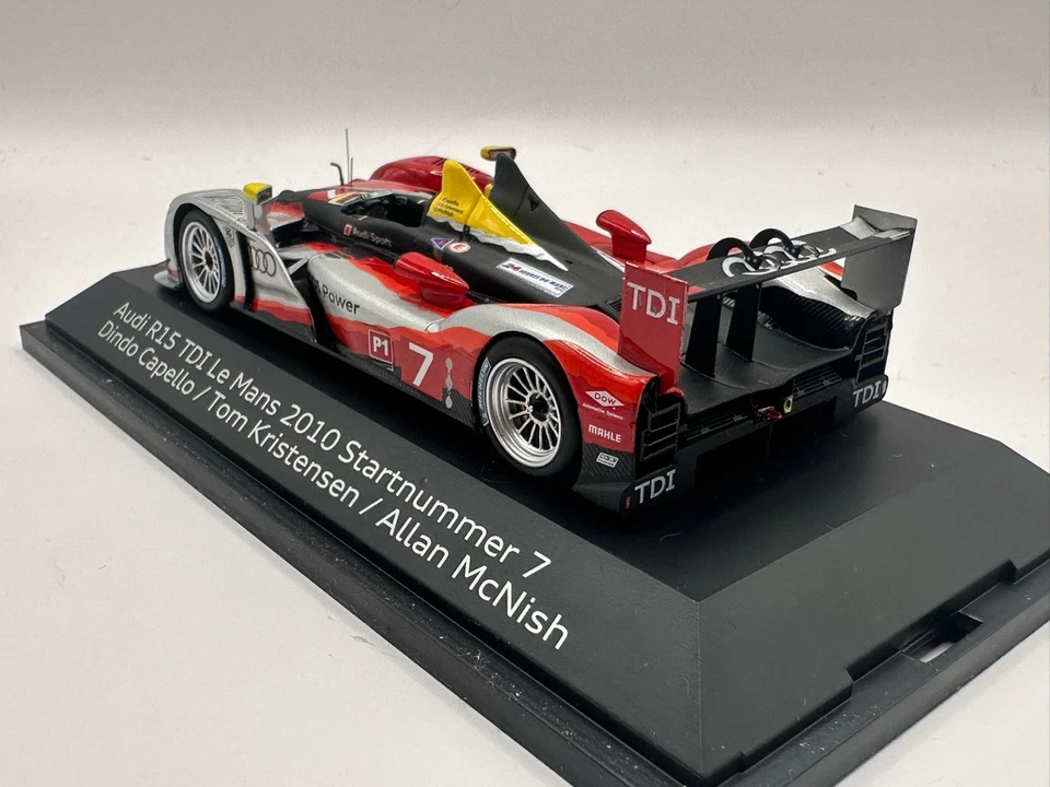Concesionario Audi R15 TDI Le Mans 2010 escala 1:43 diecast modelo Capello/Mcnish #7 Foto 3 de 4