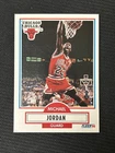 1990-1991 Fleer #26 MICHAEL JORDAN ERROR CARD!!! NO BLACK LINE!!! Short Print SP