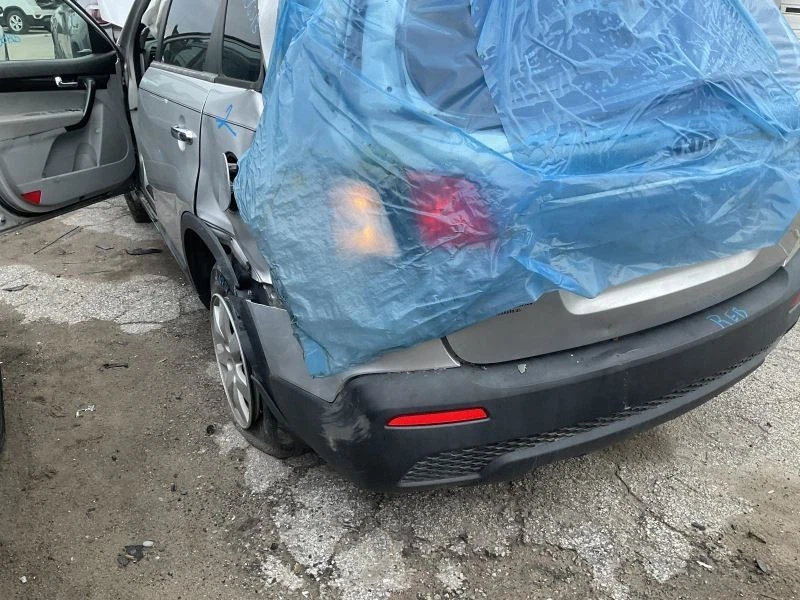 Manual Transmission 2.4L 4 Cylinder Fits 11-13 SORENTO 4575450 Foto 3 de 4