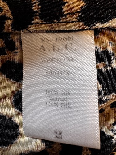A.L.C. Lizzy Leopard Silk Blouse Women's Size 2 Black Raglan Short Sleeves - Picture 7 of 8