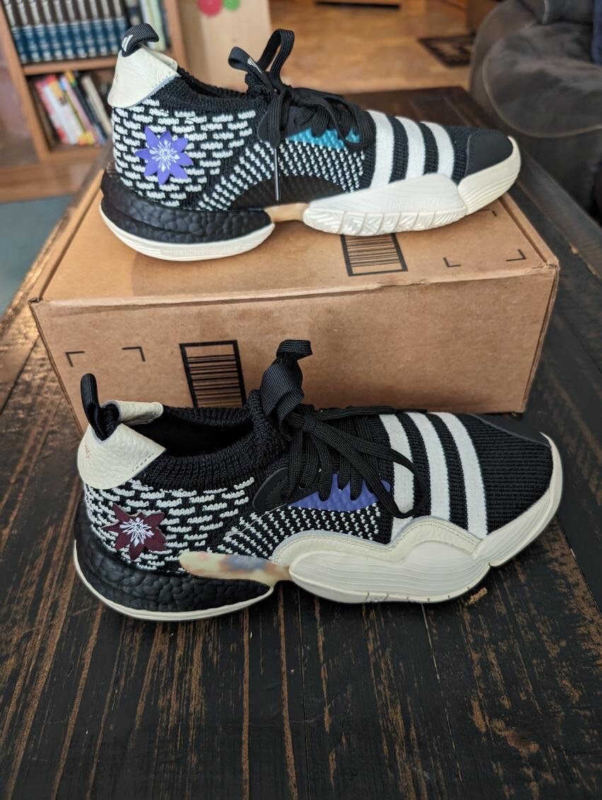adidas Men\'s Trae Young 2 Flower Basketball Shoes Athletic Sneaker Size 8 New Trae Young 2  main image 4