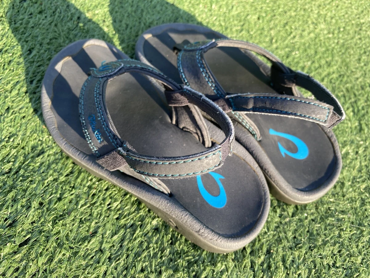 Olukai shop toddler sandals