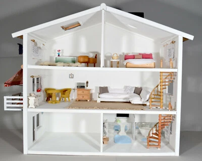 Puppenhaus Schwedenhaus Puppenstube Holz teilmöbliert Unikat Eigenbau Dollhouse  - Bild 1 von 4