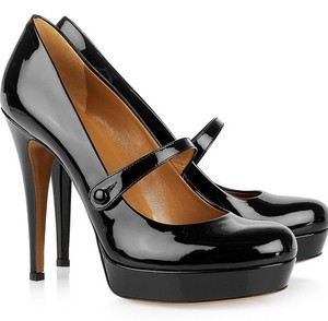 black patent leather mary jane pumps