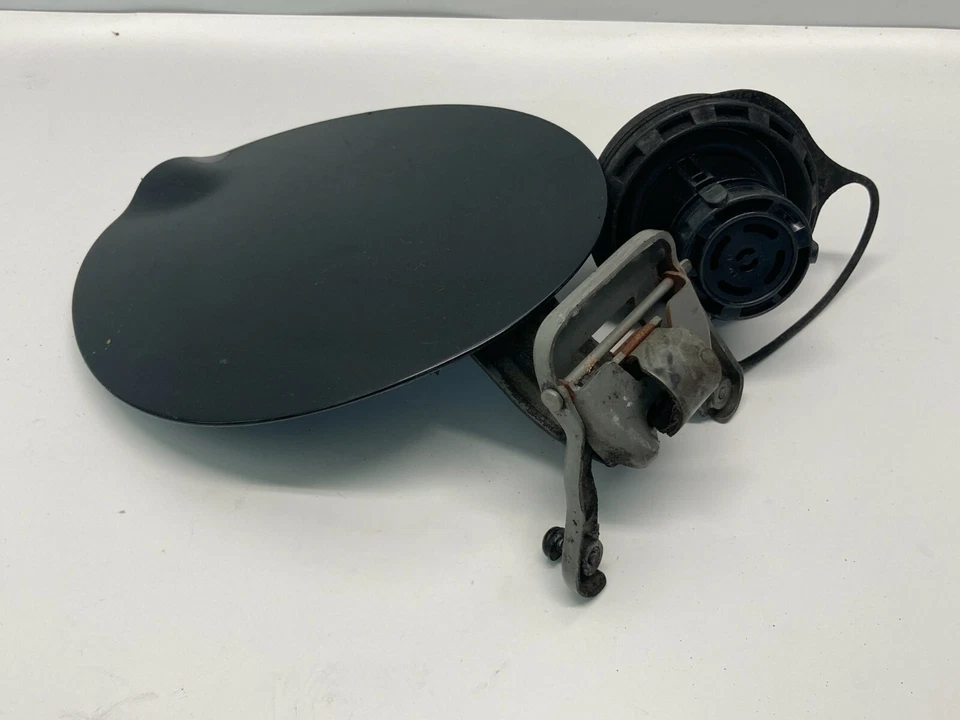 1998 1999 2000 2001 2002 2003 Ford Escort Coupe Fuel Filler Door Gas Cover OEM Foto 4 de 4