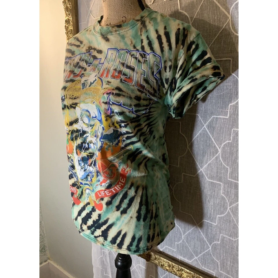 Camiseta HECHA A MANO 2017 Guns N Roses Not In This Lifetime World Tour mercancía RARA Foto 3 de 4