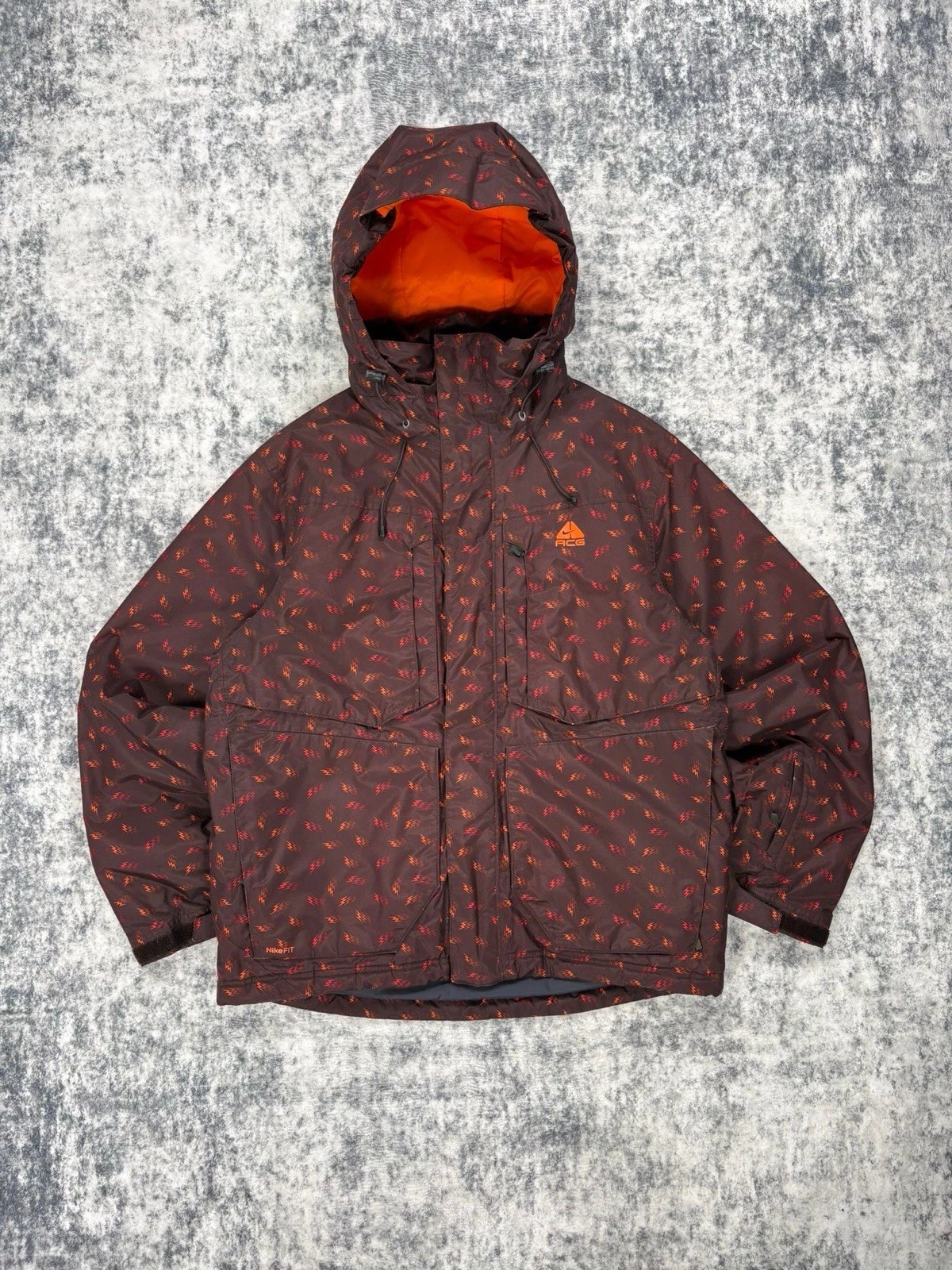 Nike ACG Storm-FIT Jacket Lightning Bolt All Over Print Waterproof Hooded Coat
Opens in a new window