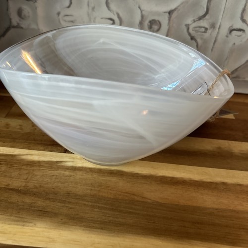 Artistic Accents Iridescent Pearl White Swirl Bowl New Beautiful - Picture 4 of 5